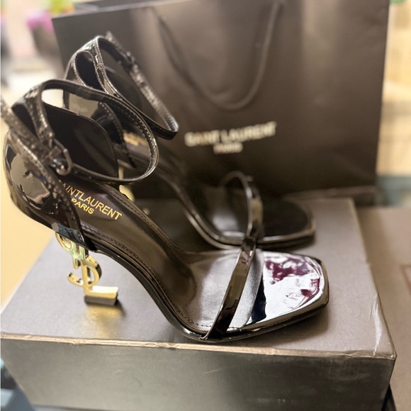 Saint Laurent YSL Patent Leather High Heels Black Elegant - Picture 16 of 16